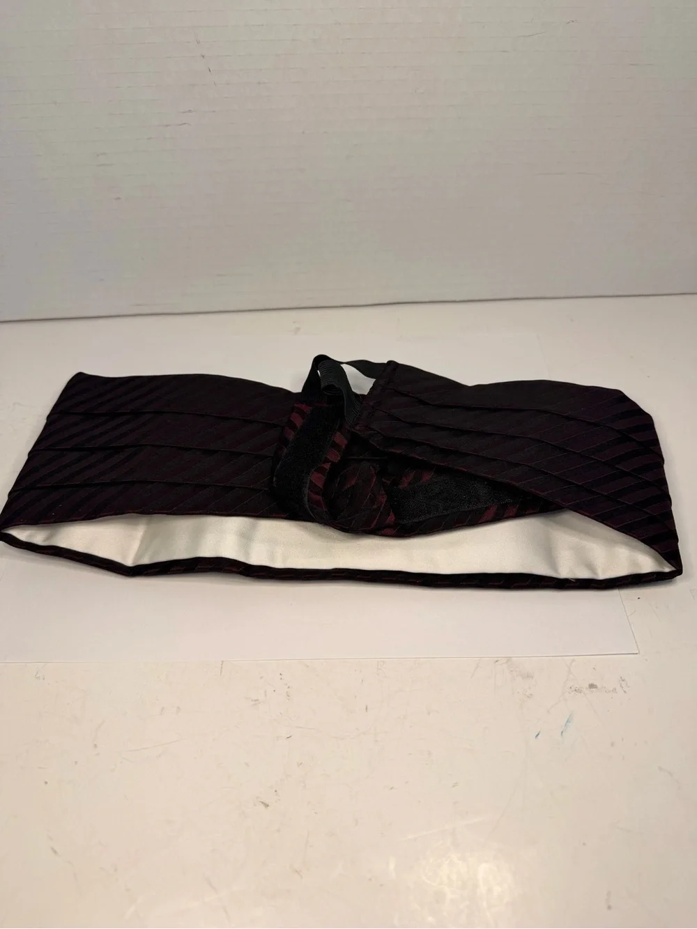 Men's Burgundy and Black Pleated Cummerbund